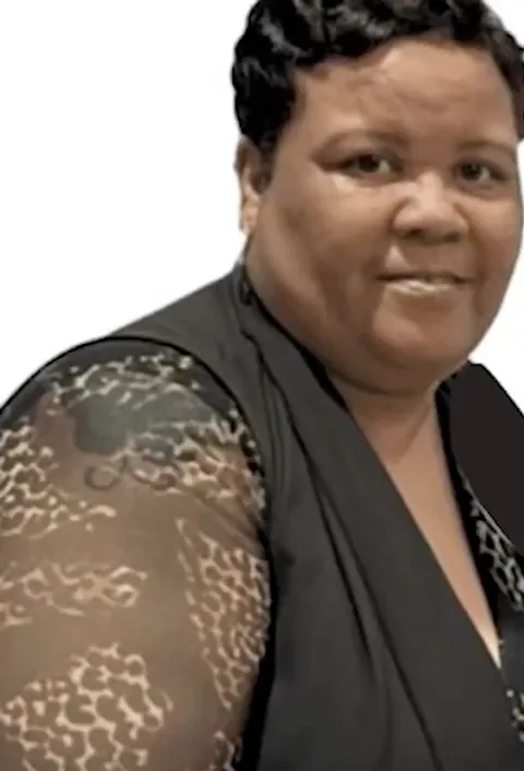 Gwendolyn before ESG Stomach Tightening